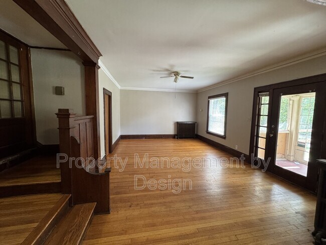 Building Photo - 2931 Kingman Blvd