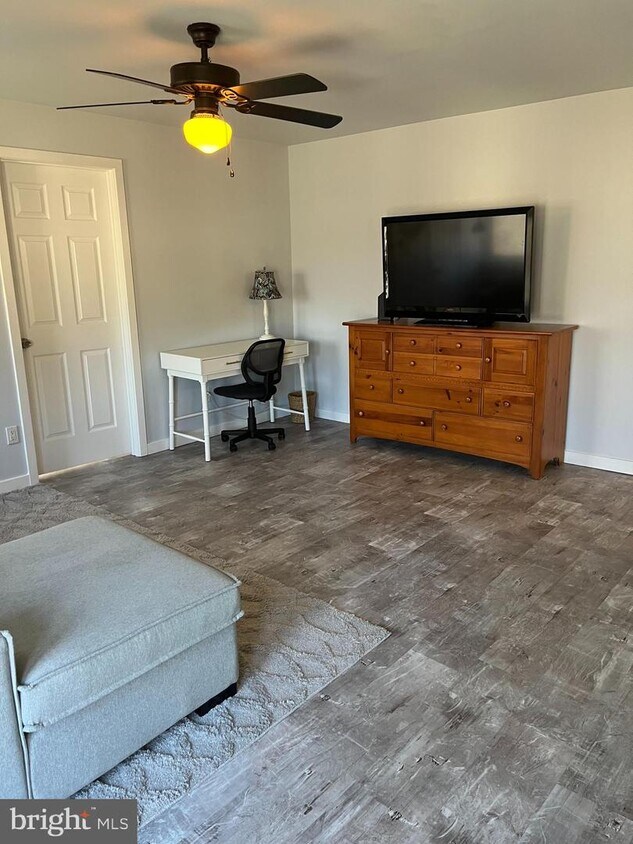 4310 Eastview Ln Unit 4310, Wilmington, DE 19802 Room for Rent in