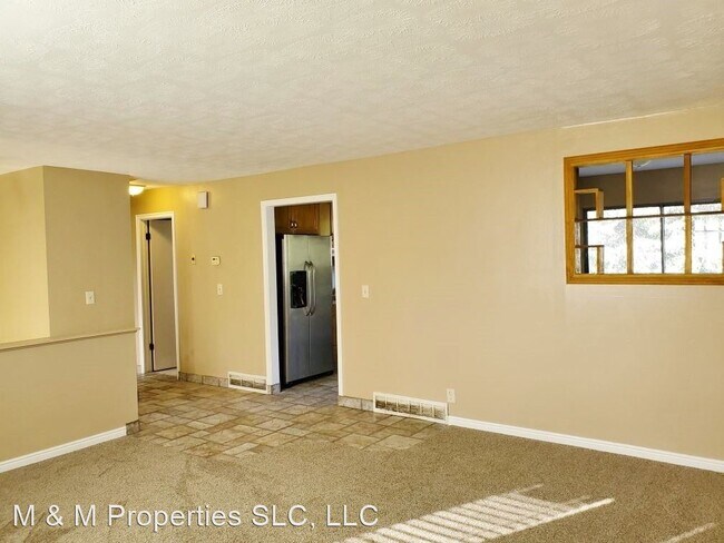 Building Photo - 4 br, 2 bath House - 5193 S Persille Dr