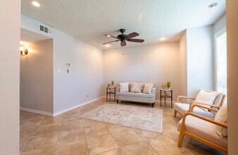 Building Photo - 11002 Hammerly Blvd