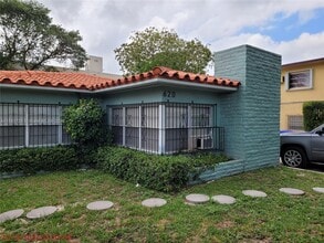 Building Photo - 620 SW 6th Ave