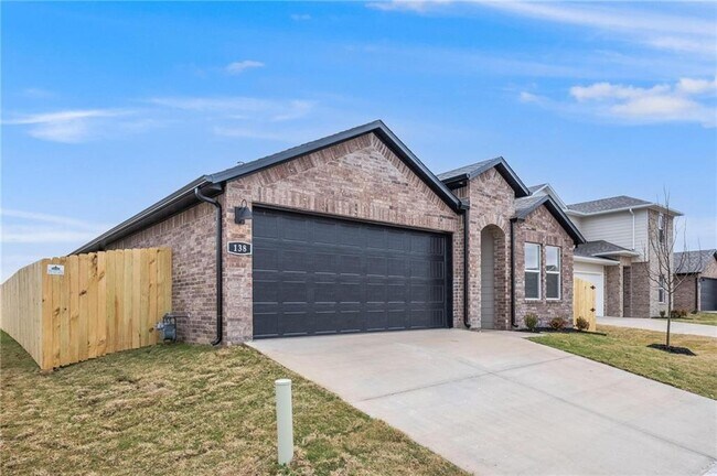 Foto del edificio - 138 S Maroon Ave