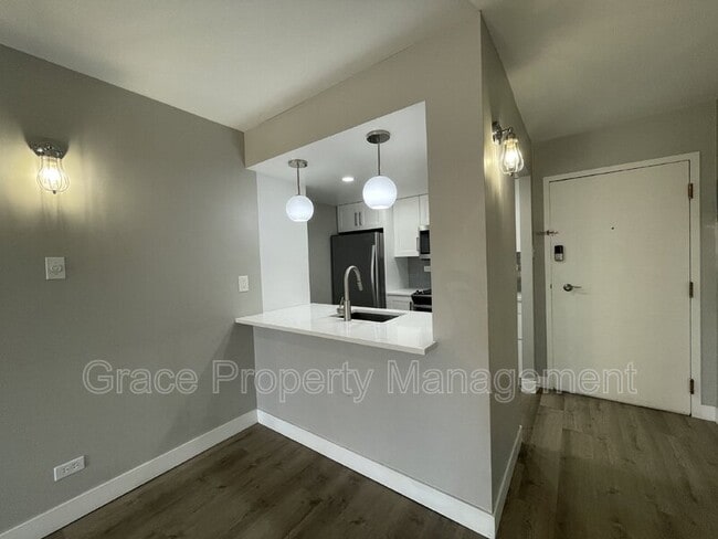 Building Photo - 400 S Lafayette St