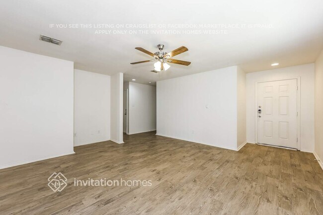 Foto del edificio - 1416 Castle Ridge Rd