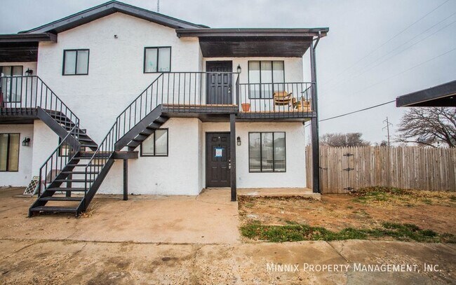 Foto del edificio - 7402 Waco Ave