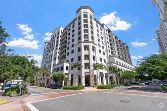 Building Photo - 301 Altara Ave