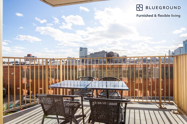 Foto del edificio - 16 West St