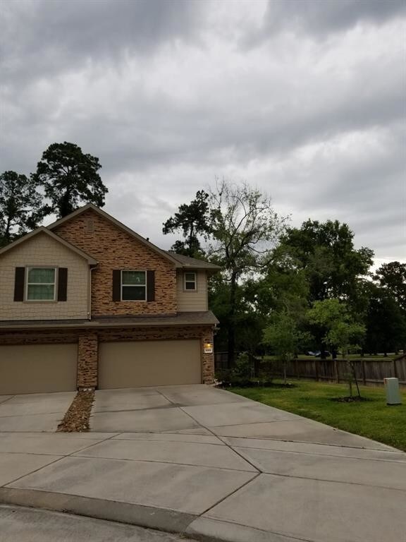 16106 Beachside Place, Crosby, TX 77532 Condo for Rent in Crosby, TX