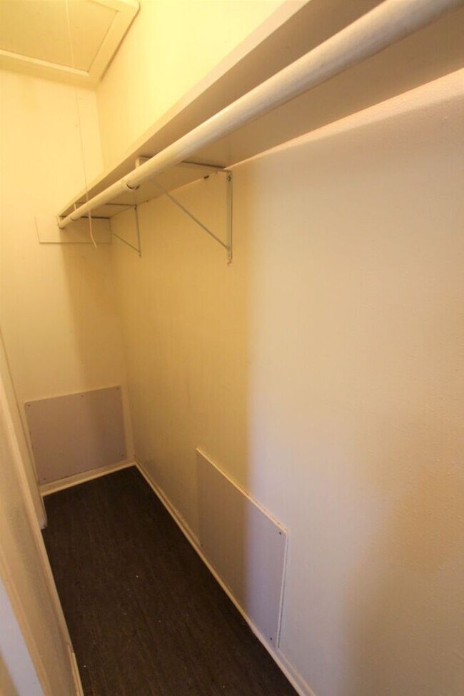 Foto del edificio - 2 Bedroom 1 Bath Duplex in West Tyler! Tour Today!