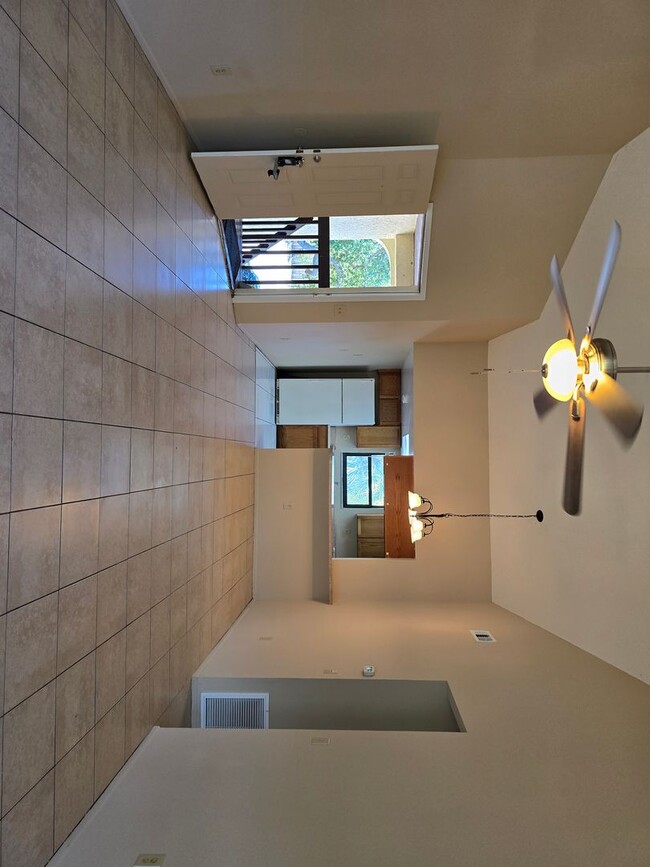 Foto del edificio - Second Story