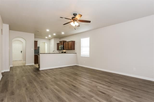 Foto del edificio - 12417 Shine Ave