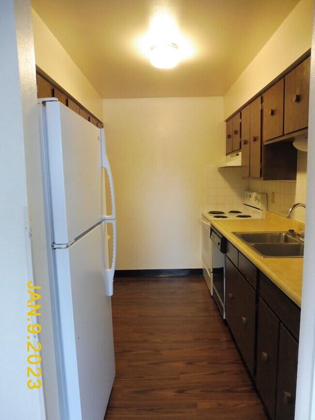 Foto del edificio - 30 Emery Way