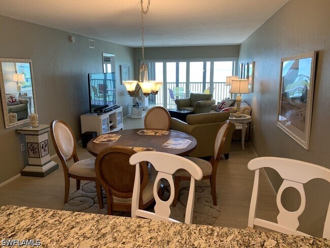 Foto del edificio - 26370 Hickory Blvd
