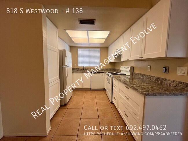 Foto del edificio - REDUCED RATE!!