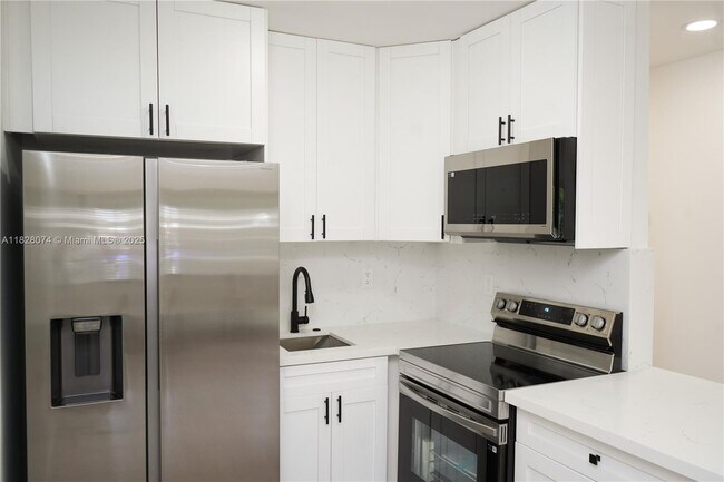 Foto del edificio - 2411 NW 9th St