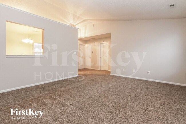 Foto del edificio - 7142 Sun Court