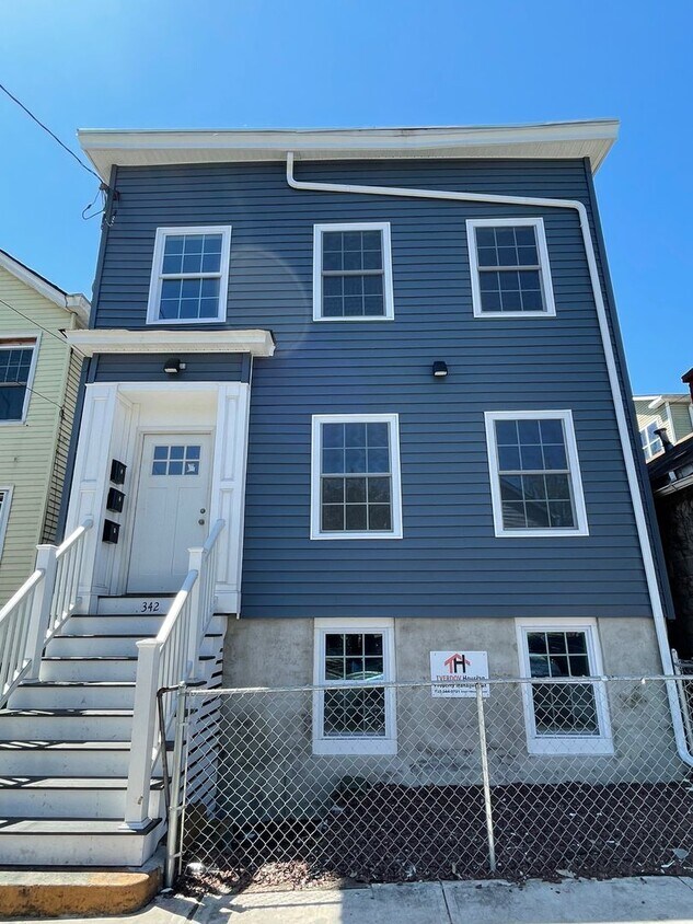 Foto principal - 342 Townsend St