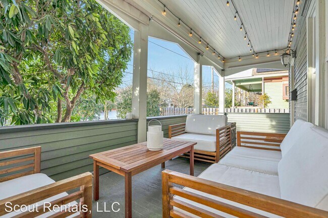 Foto del edificio - 3 br, 1.5 bath House - 4936 NE Rodney Ave