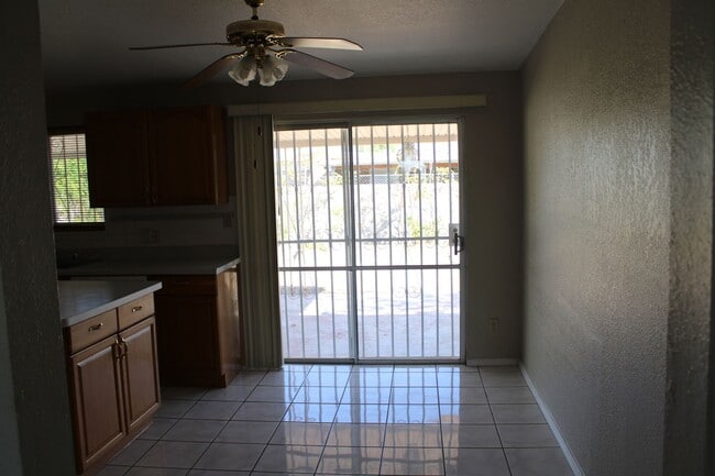 Foto del edificio - 5613 Wadsworth Ave