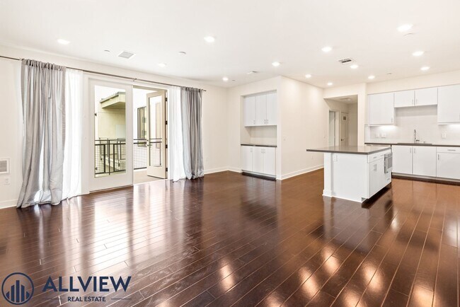 Building Photo - 1508 Nolita