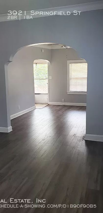 Foto del edificio - 3921 Springfield St