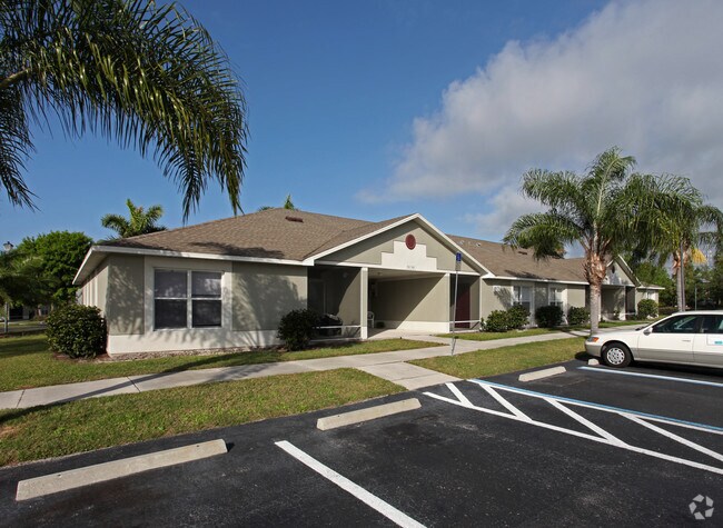 Grace S Landing Apartments Sebastian Fl Building Photo Grace S Landing