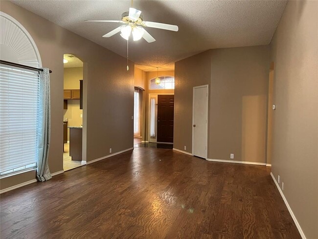 Building Photo - 7116 Napa Valley Dr