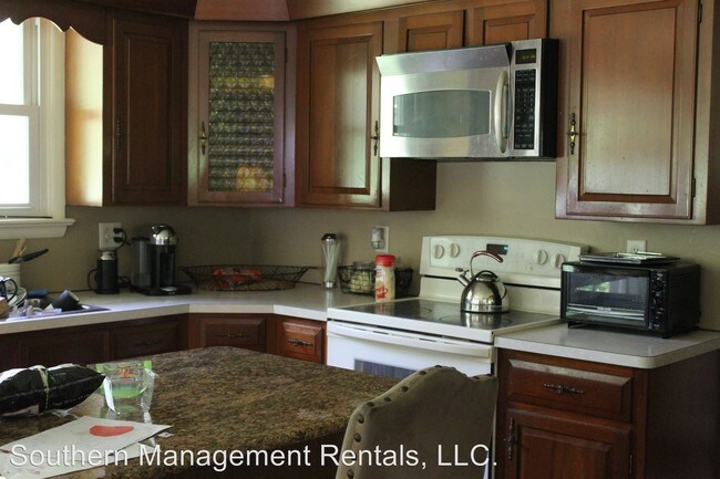 Building Photo - 3 br, 2.5 bath House - 2571 Blackberry Rd