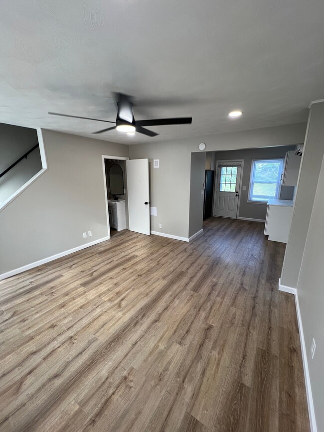 Building Photo - 5318 Howery Rd