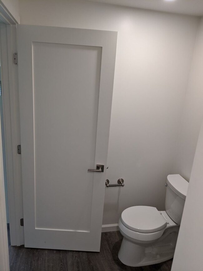 Foto del edificio - 694-696 Church St