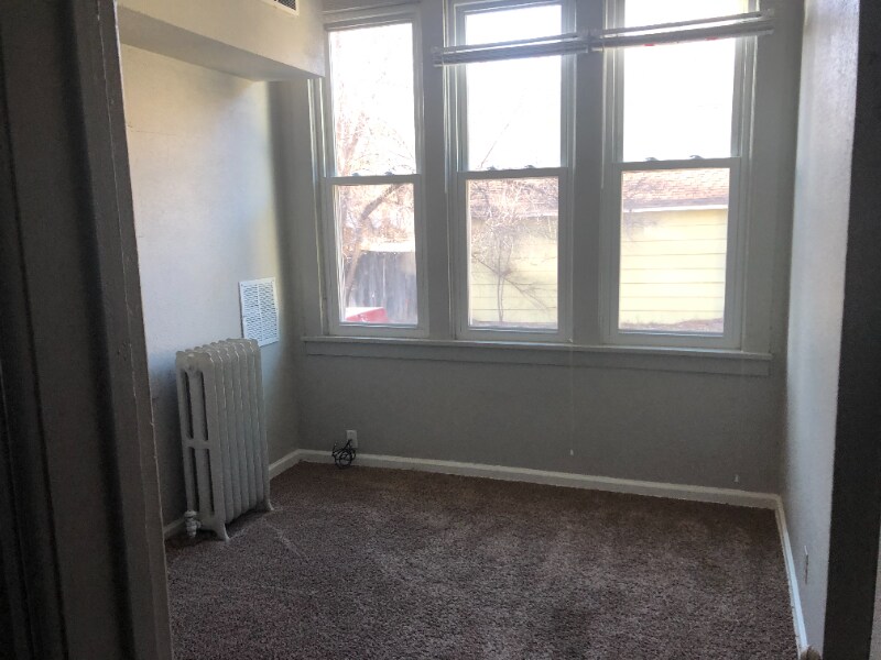 Foto principal - 1609 8th Ave N
