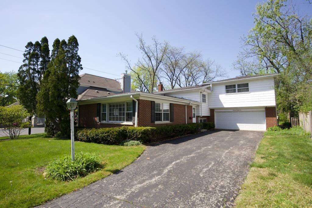 1326 Meadow Ln Unit HOUSE, Deerfield, IL 60015 Condo for Rent in Deerfield, IL