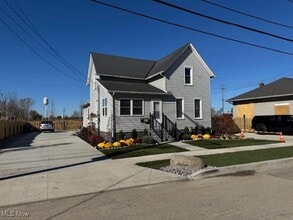 Building Photo - 3944 Church St