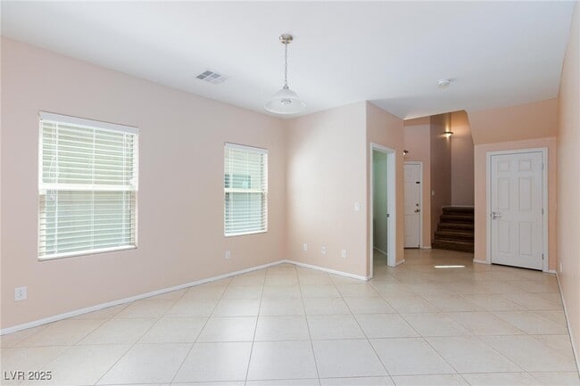 Building Photo - 6736 Prairie Dusk Dr