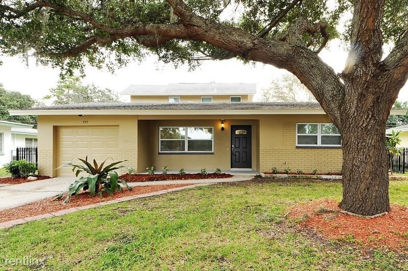 Primary Photo - 4 br, 3 bath House - 757 Pinewood Dr