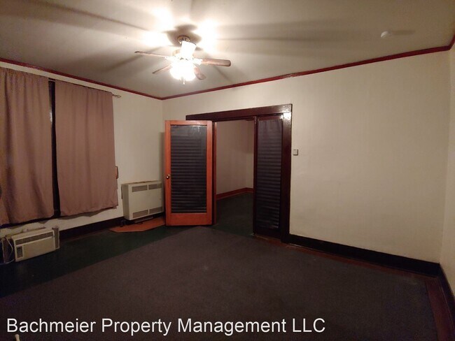 Building Photo - 615 S Main St