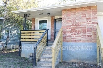 Building Photo - 1220 Wheeler Ave