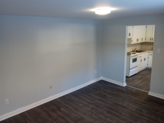 Photo du bâtiment - 17 Copp Ave