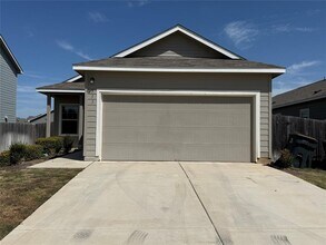 Building Photo - 513 Big Rocky Bend