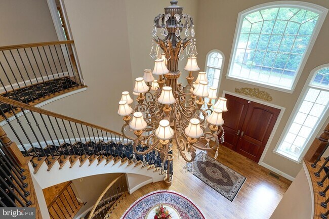 Foto del edificio - 7841 Montvale Way