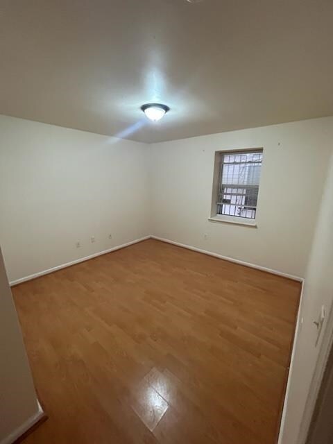 Foto del edificio - 115 Logan Ave