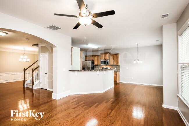 Foto del edificio - 3360 Archgate Ct