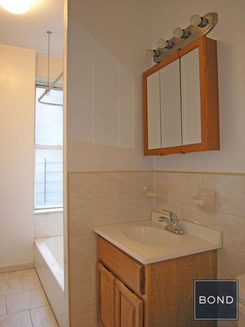 Foto del edificio - 175 Pinehurst Ave