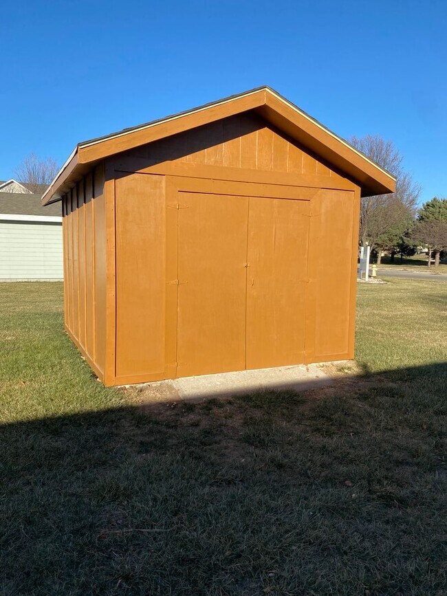 Building Photo - ***Coming Soon! 316 Church, Seward-3 bedro...