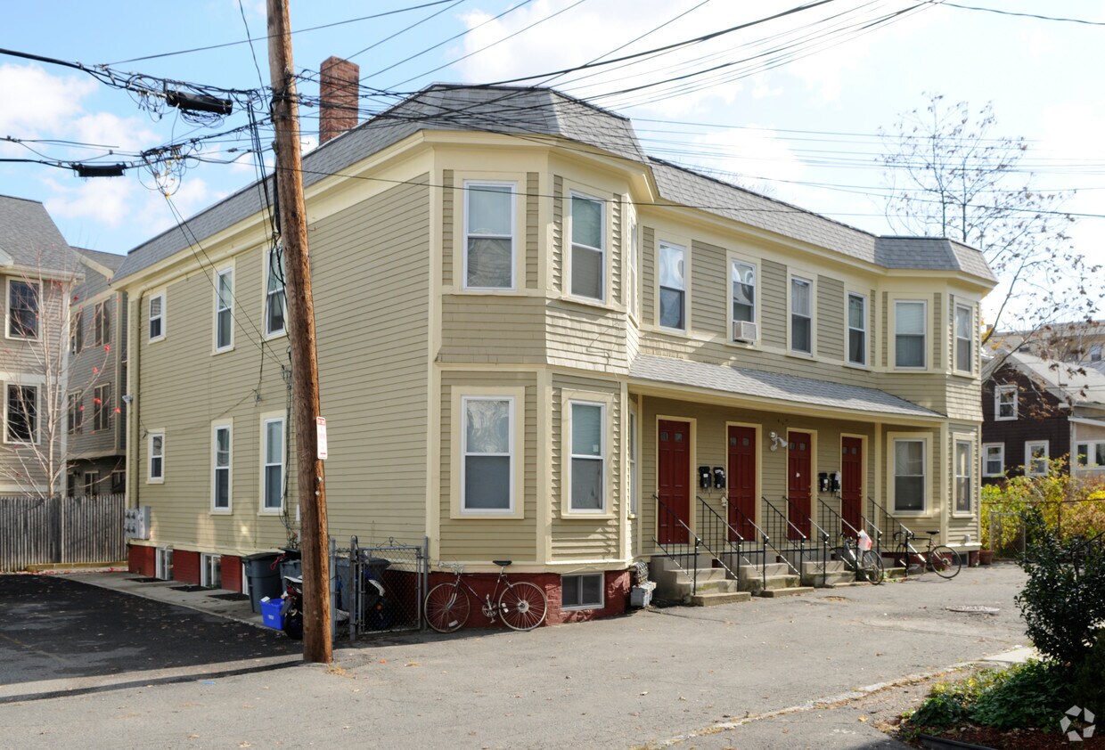 Primary Photo - 14 Caldwell Ave