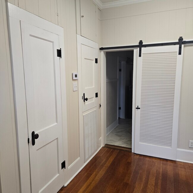 Foto del edificio - 206 Roosevelt St