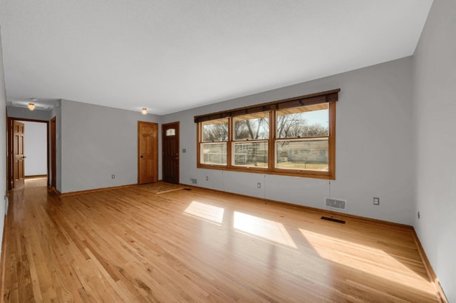 Building Photo - 524 Benz Rd