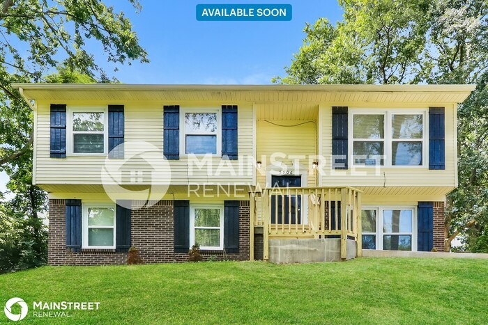 Primary Photo - 5906 Whispering Hills Blvd, Louisville, KY...