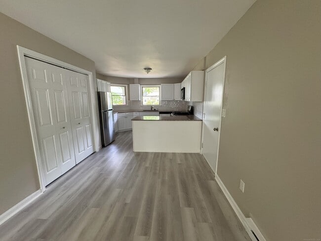 Building Photo - 7 Arrowwood Cir