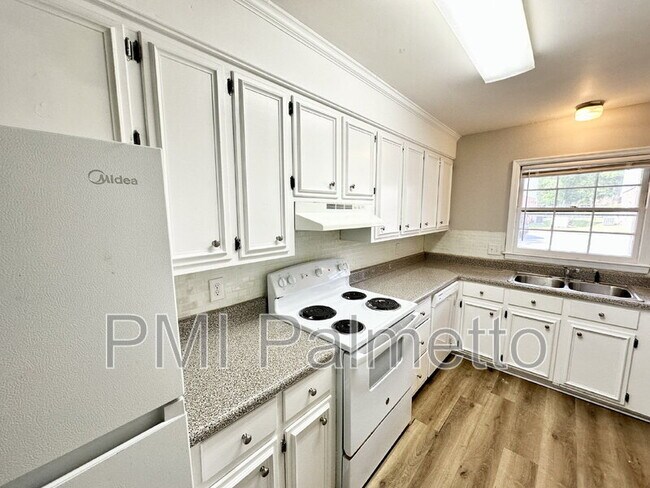 Foto del edificio - 718 Augusta St